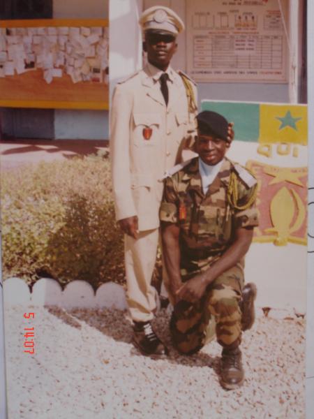 c�r�monie de la pr�sentation du drapeau de nos jeunes apr�s la FIC � l'ENSOA de kaolack 