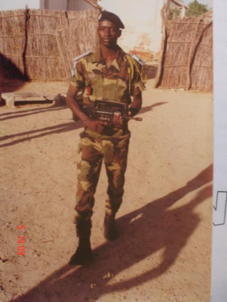 moi ,le jour de la pr�sentation du drapeau apr�s la FIC � l'ENSOA de kaolack 